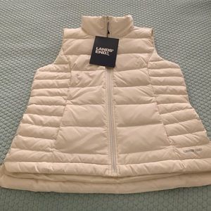 Lands End Women’s Down Puffer Vest Size XS 2-4